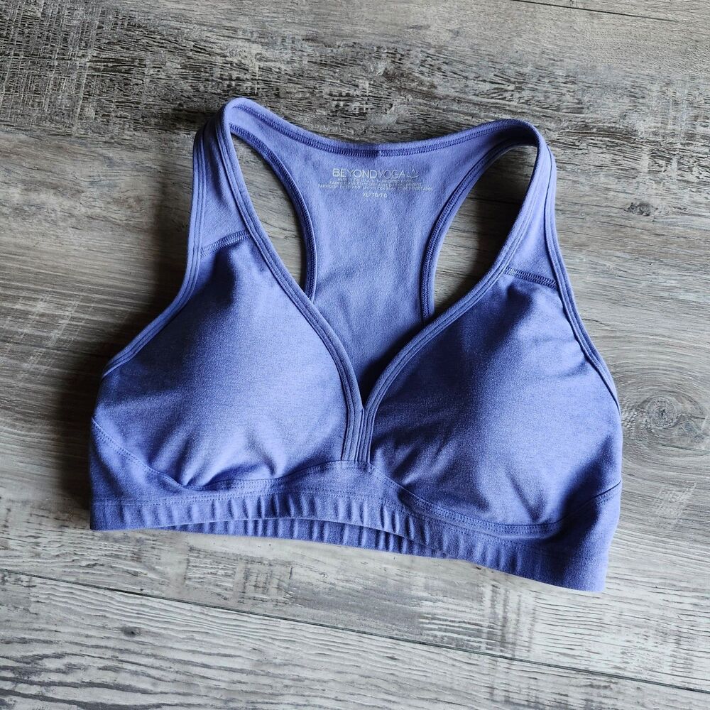 (XL) Beyond Yoga Sports Bra